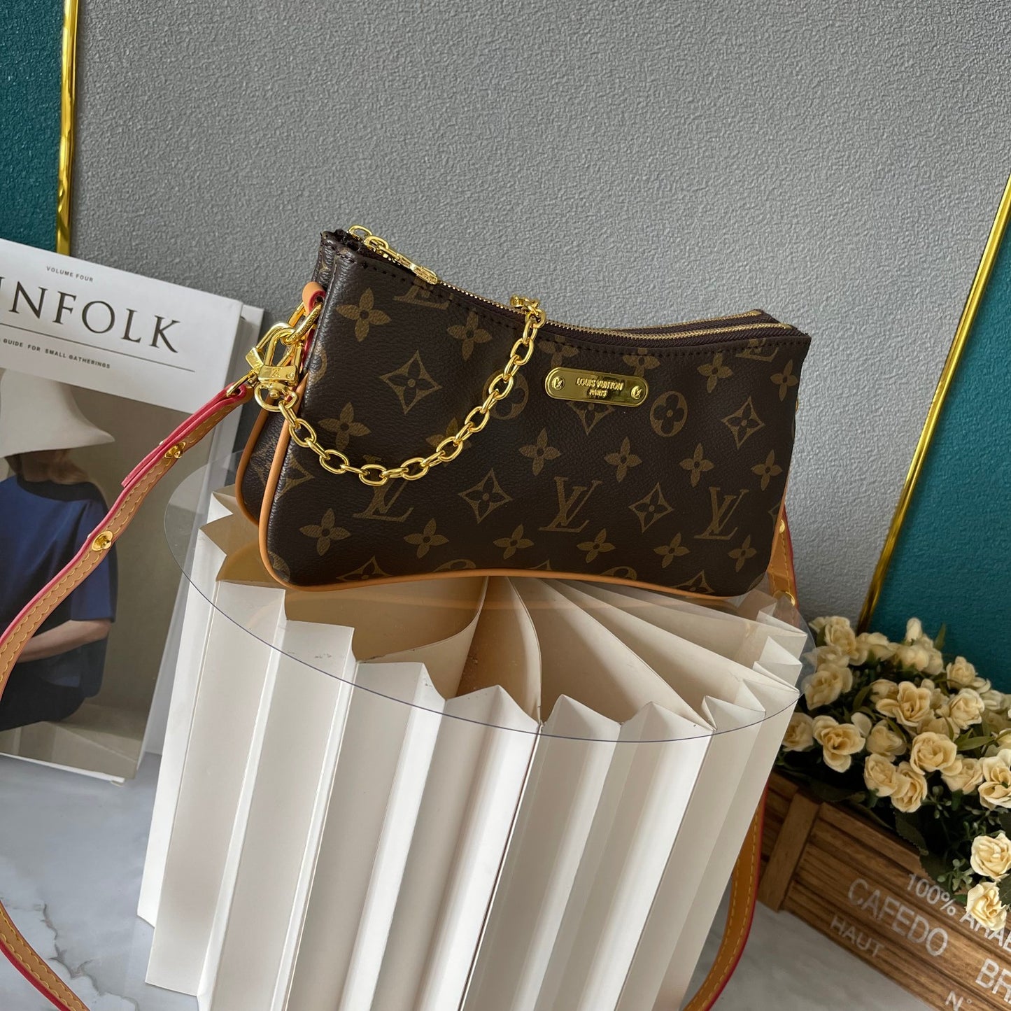 ** PRE ORDER LIV Shoulder Bag