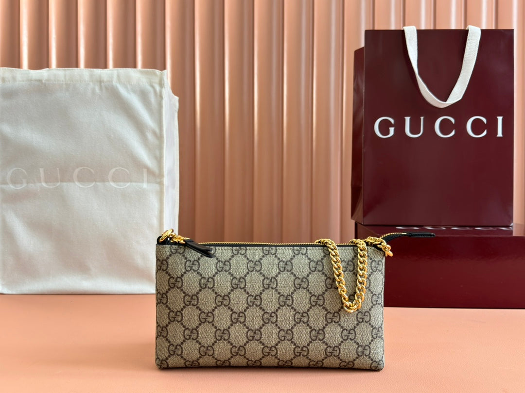 Gea Shouler bag