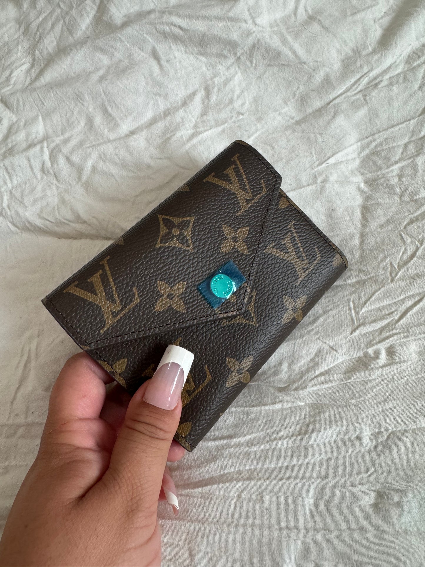 * Pre Order Lexi Wallet