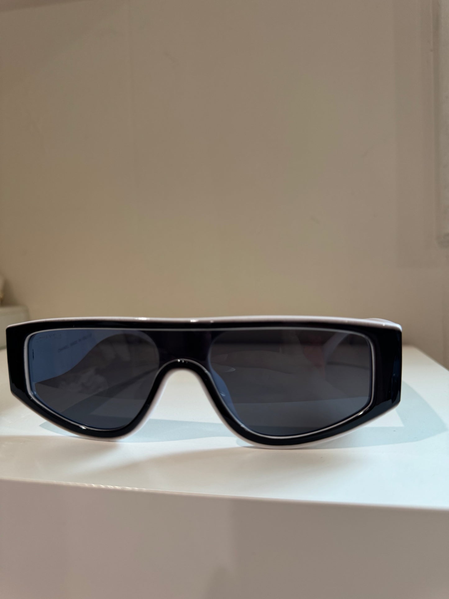 Celly Shield Sunnies