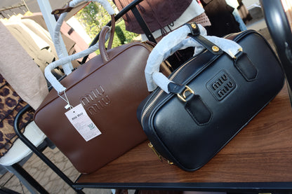 * PRE ORDER MIMI HANDLE BAG