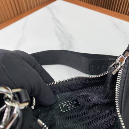 *PRE ORDER RAD GIRL CROSSBODY