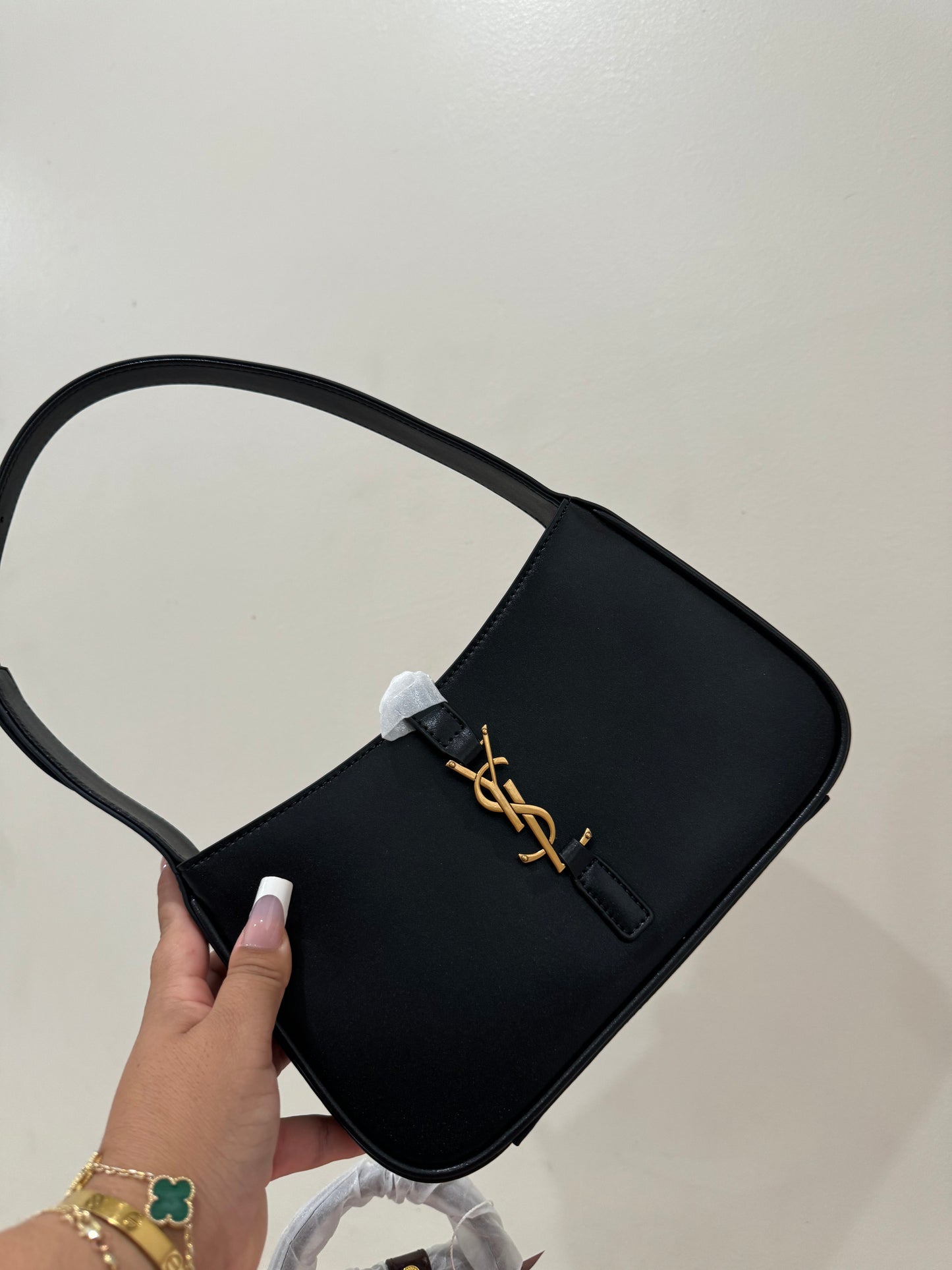 **PRE ORDER** Her Shoulder Bag