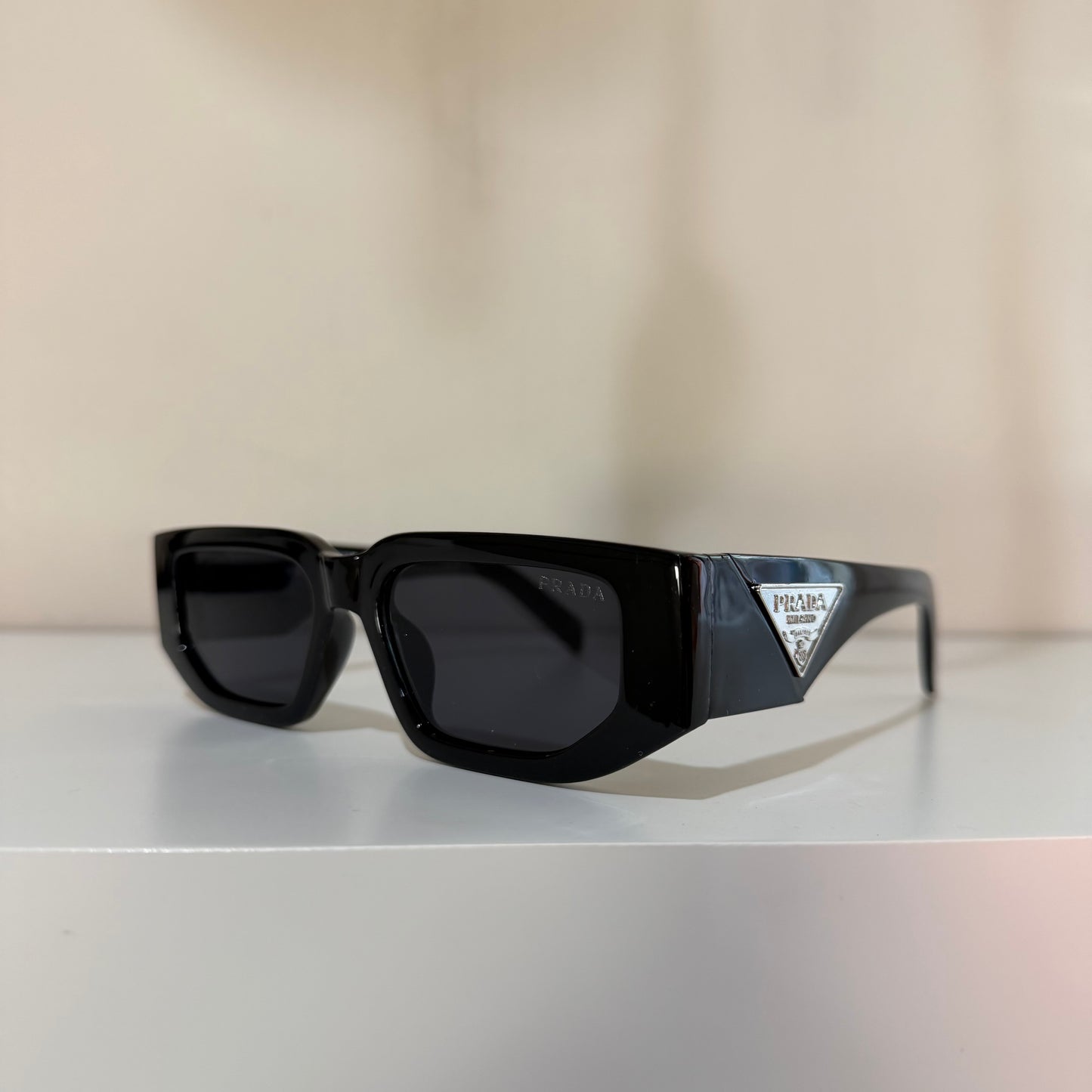 Cool guy sunnies