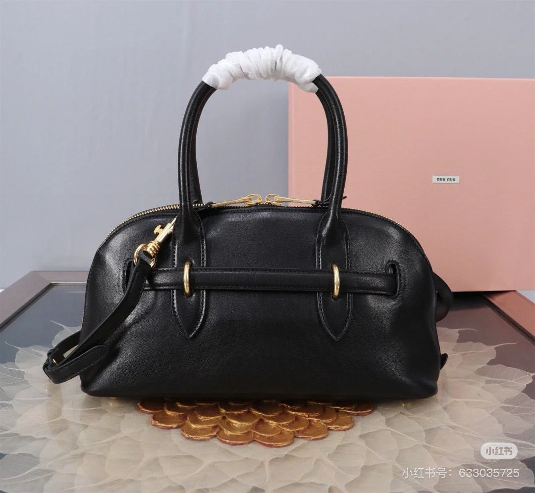 * PRE ORDER Nikki Handle Bag