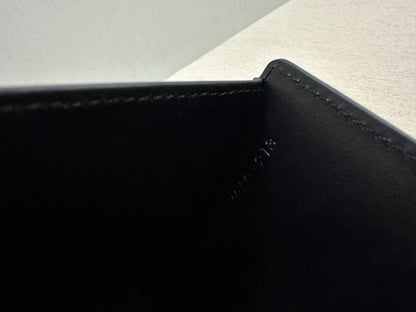 ** pre order chelly wallet