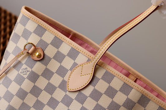 * PRE ORDER Emily Never Bag