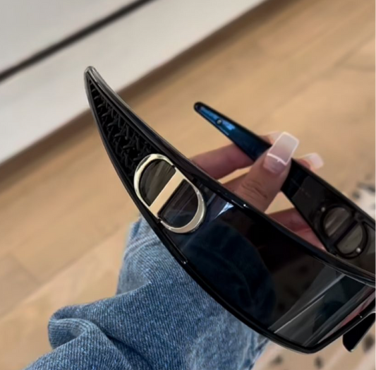 Chrissy Shield Sunnies