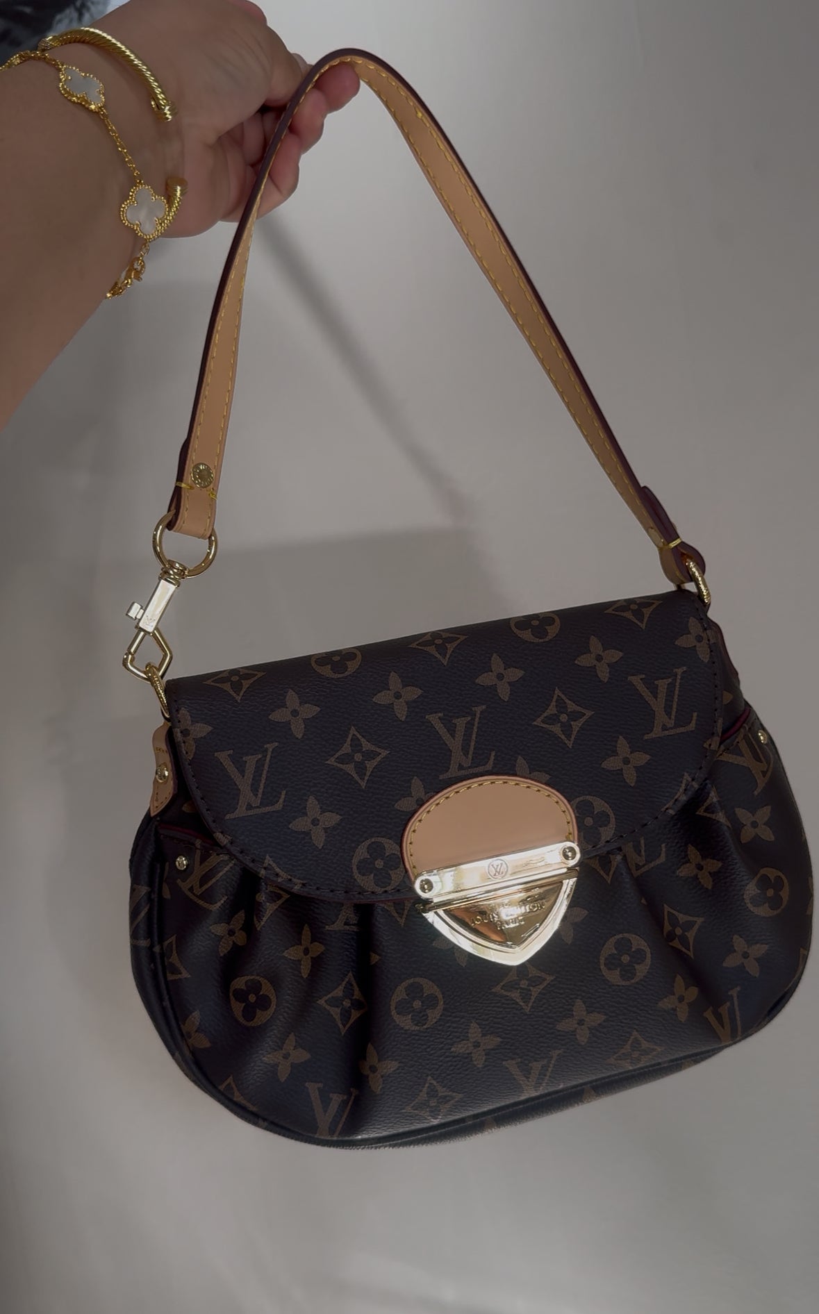Jocie Shoulder Bag