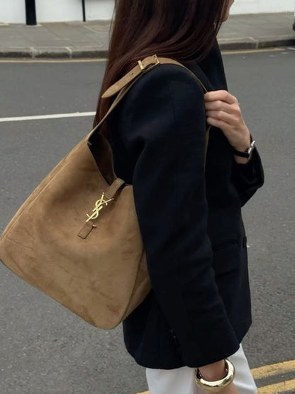 LARGE Ysela Hobo