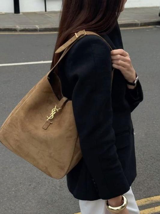 LARGE Ysela Hobo