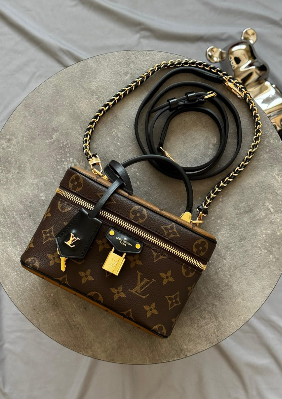 ** PRE ORDER Locket handle bag