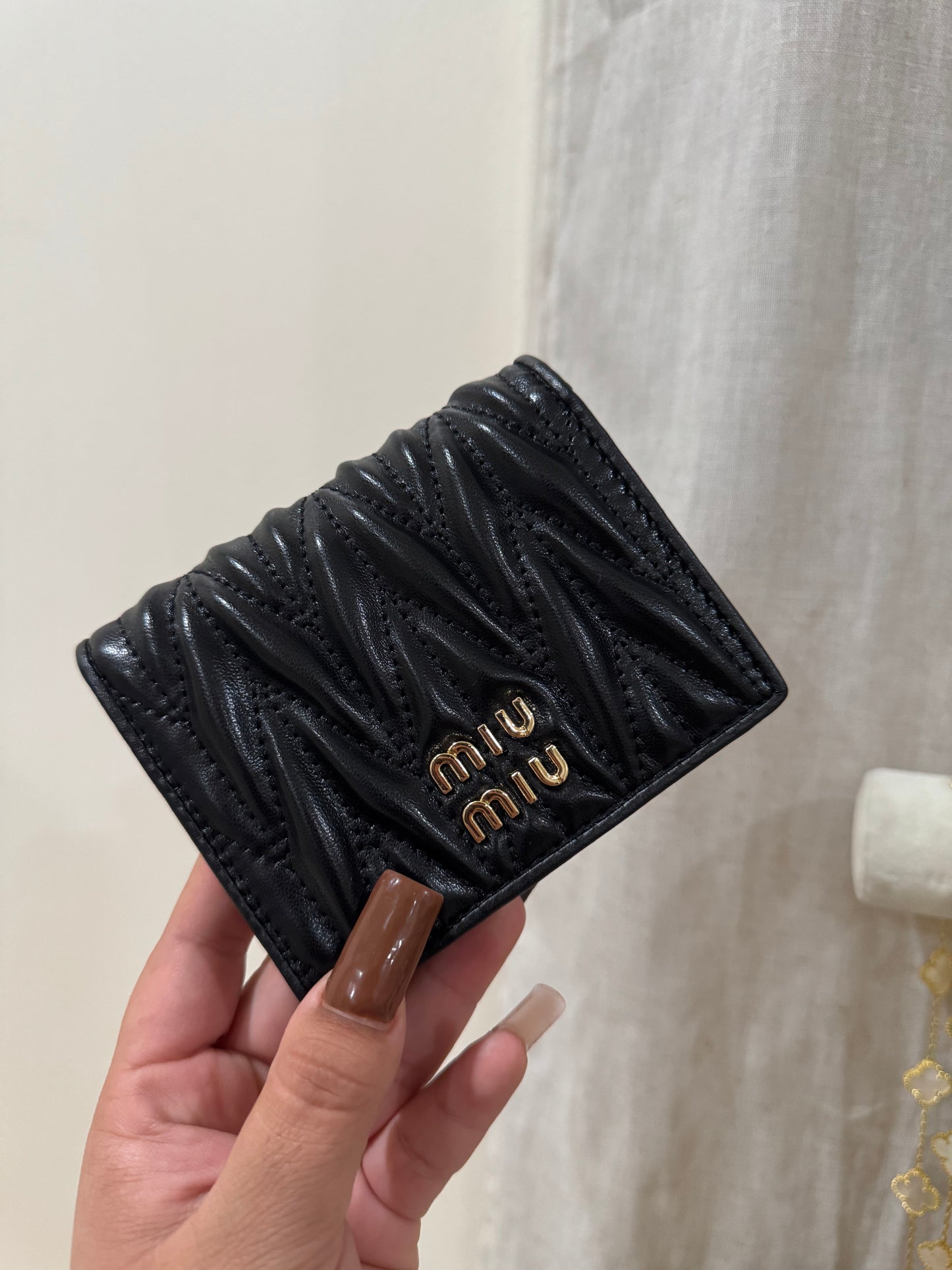 Mimi bifold wallet